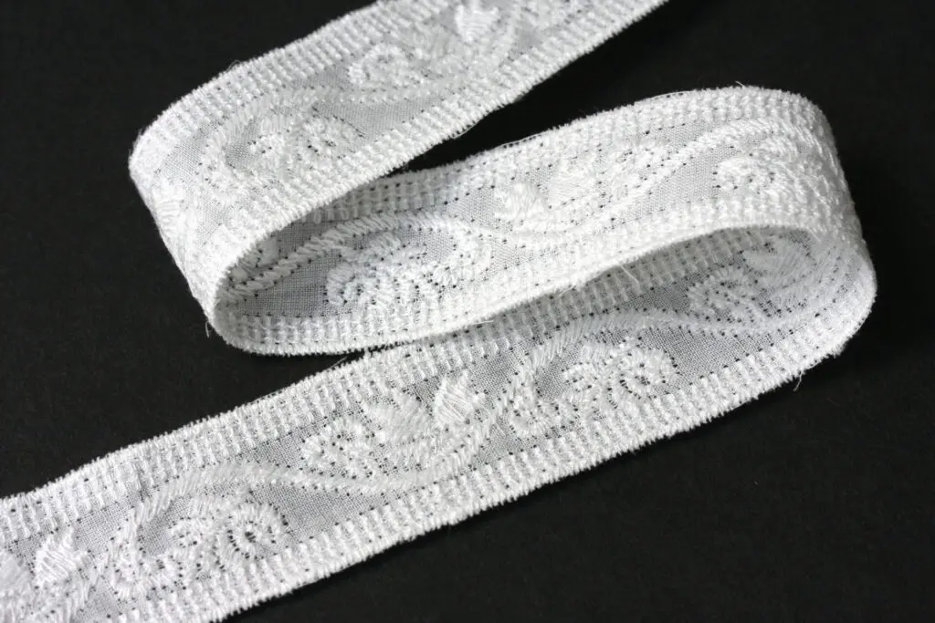 刺繍綿レース・112m レースのバリエーション | 株式会社シゲジン